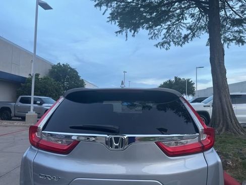 Used 2018 Honda CR-V EX image 8