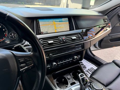 Used 2016 BMW 535i Sedan RWD image 10