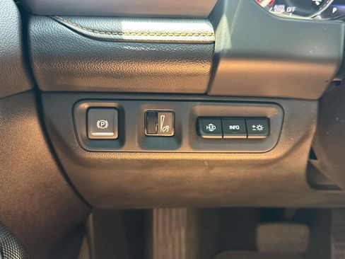 Used 2023 GMC Acadia AT4 w/ Technology Package AWD/4WD image 22