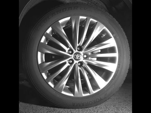 Used 2022 Toyota Highlander Platinum image 13