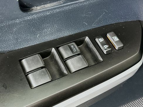 Used 2016 Toyota Tundra Limited image 15