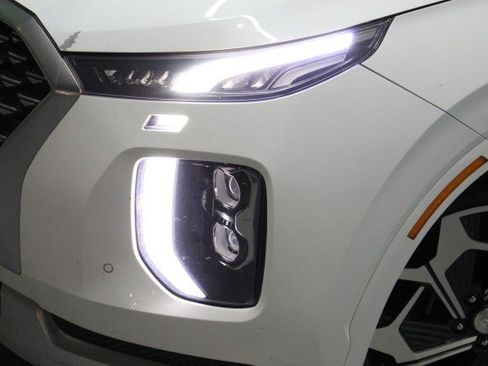 Used 2021 Hyundai Palisade Calligraphy w/ Cargo Package image 2