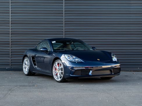 Certified 2021 Porsche 718 Cayman S image 10