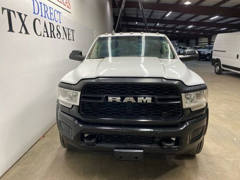 Used 2019 RAM 5500 Tradesman w/ Max Tow Package image 12
