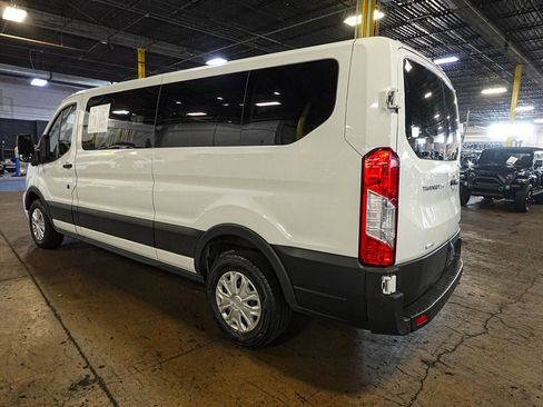 Used 2023 Ford Transit 350 XLT image 4