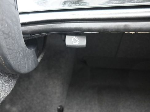 Used 2014 Volkswagen Passat 1.8T Wolfsburg Edition image 40