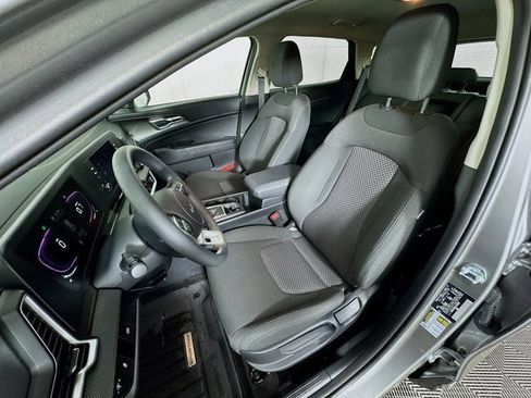 Certified 2025 Kia Sportage LX image 20