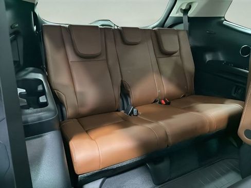 Used 2026 Subaru Ascent Touring w/ Popular Package #2 image 19