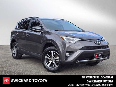 Used 2016 Toyota RAV4 XLE image 1
