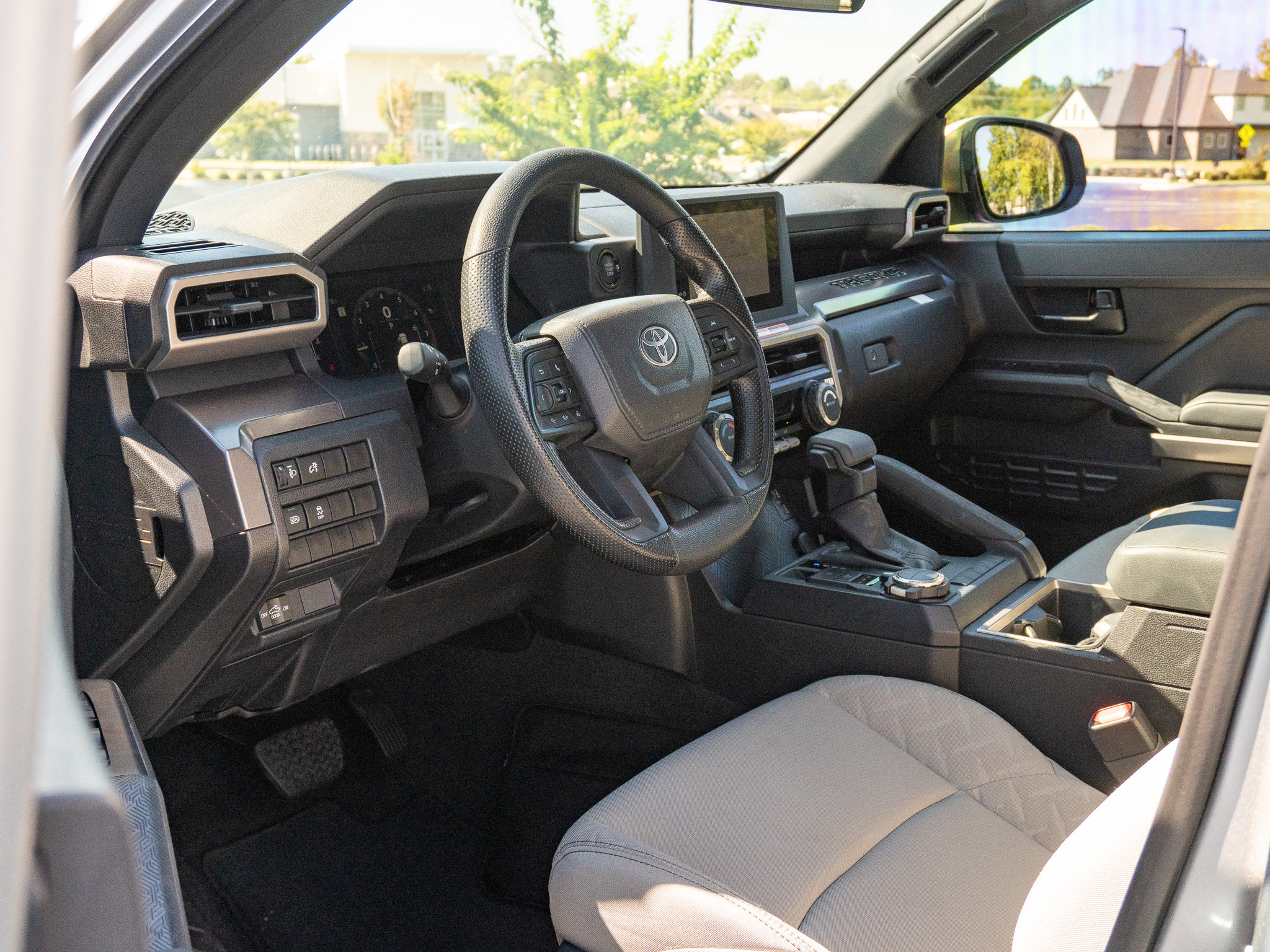 Used 2026 Toyota Tacoma SR5 AWD/4WD image 10