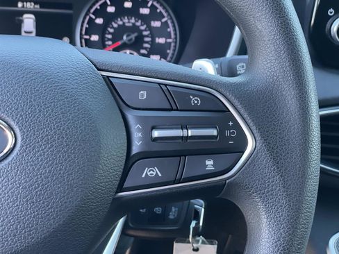 Certified 2023 Hyundai Santa Fe SE image 9