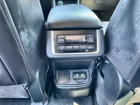 Used 2020 Subaru Ascent Limited w/ Technology Package AWD/4WD image 25