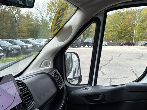 Used 2025 RAM ProMaster 2500 w/ Premium Convenience Group image 22