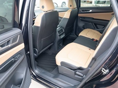 New 2026 Volkswagen Atlas Cross Sport SEL R-Line AWD/4WD image 28