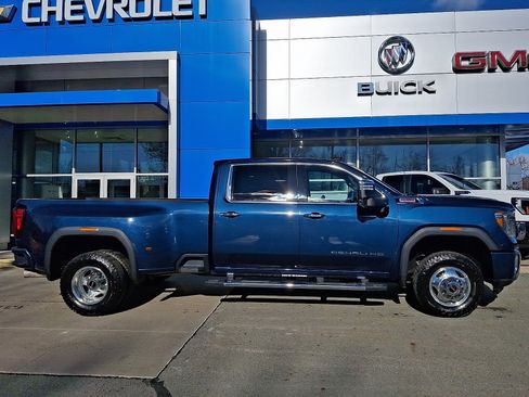 Used 2020 GMC Sierra 3500 Denali w/ Denali Ultimate Package image 7