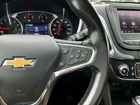 Used 2020 Chevrolet Equinox LT w/ Driver Convenience Package FWD image 12