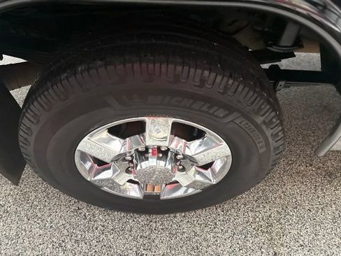 Used 2017 GMC Sierra 3500 Denali w/ Duramax Plus Package AWD/4WD image 23