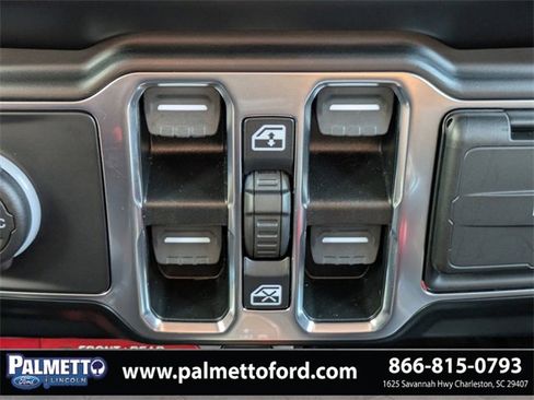 Used 2021 Jeep Wrangler Unlimited Rubicon w/ Dual Top Group image 25