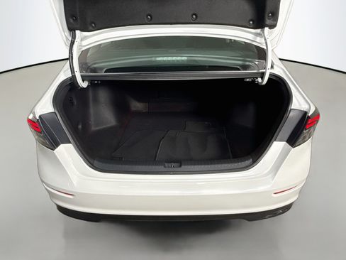 Used 2024 Honda Accord EX image 35