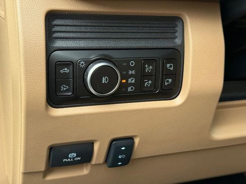 New 2026 Ford F350 Lariat w/ Chrome Package image 19