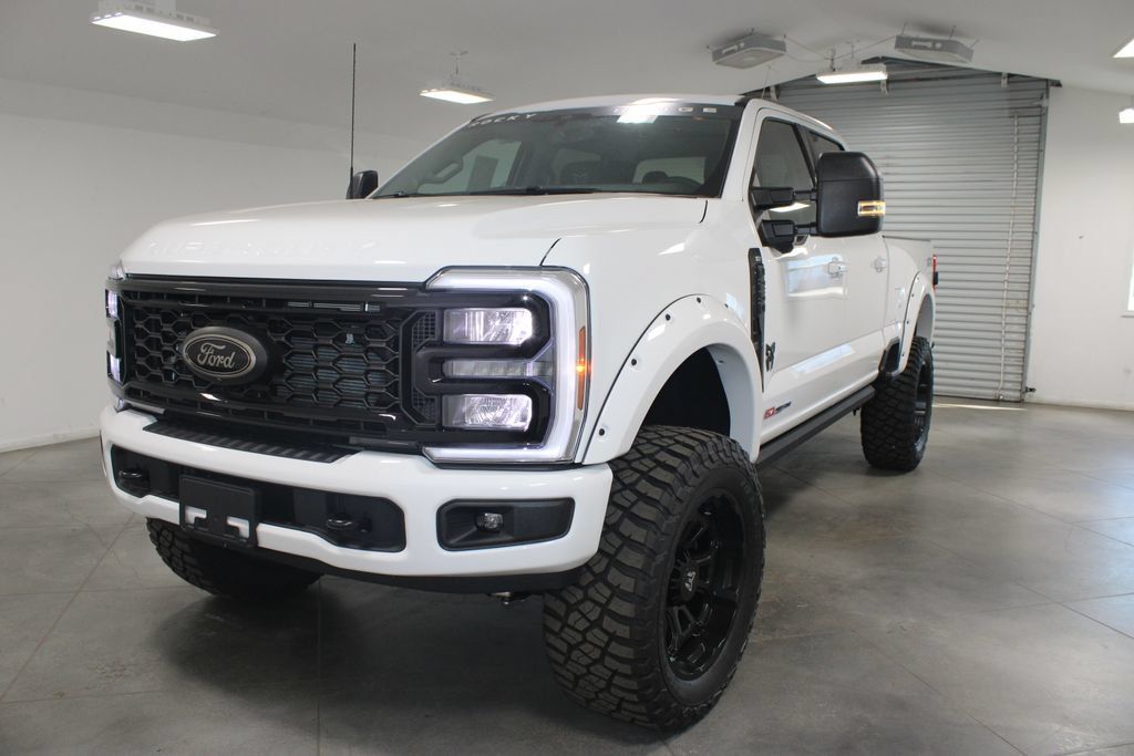 New 2026 Ford F250 XLT w/ XLT Premium Package AWD/4WD image 3