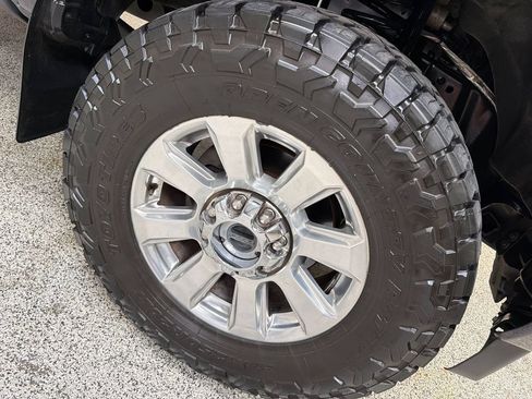 Used 2019 Ford F250 Platinum w/ Platinum Ultimate Package AWD/4WD image 49
