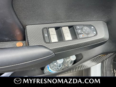 Used 2025 Mitsubishi Outlander SE FWD image 11