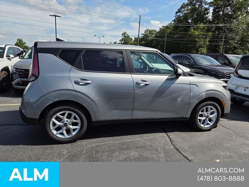 Used 2025 Kia Soul LX w/ LX Technology Package FWD image 15