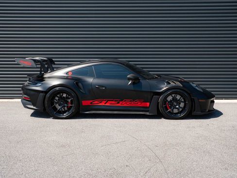 Certified 2025 Porsche 911 GT3 RS RWD image 22