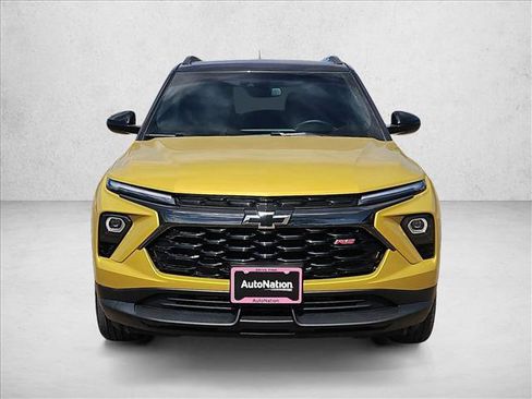 Used 2025 Chevrolet TrailBlazer RS w/ Driver Confidence Package AWD/4WD image 2