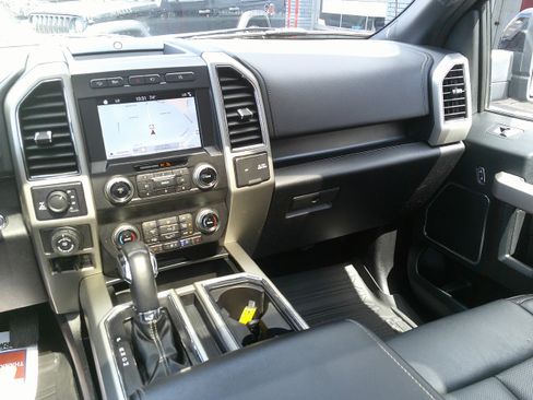 Used 2019 Ford F150 Lariat w/ Equipment Group 502A Luxury image 22