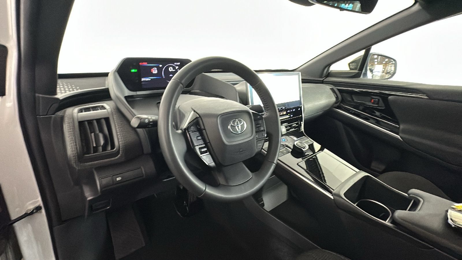 Used 2023 Toyota bZ4X FWD w/ Weather Package image 17