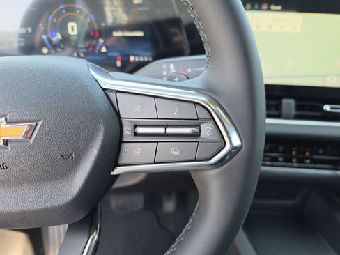 New 2027 Chevrolet Equinox LT FWD image 34