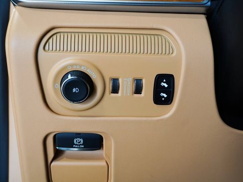 Used 2023 Jeep Grand Wagoneer Series III image 29