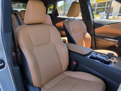 Used 2025 Lexus RX 350 w/ Convenience Package AWD/4WD image 30