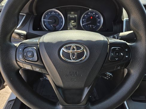 Used 2017 Toyota Camry LE w/ Protection Package (Q2) image 16