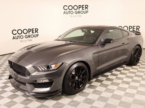 Used 2020 Ford Mustang Shelby GT350 w/ Technology Package image 11