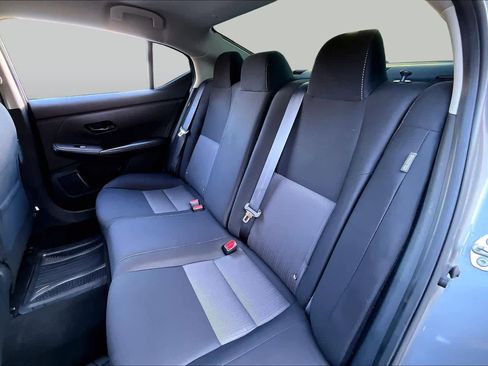 Used 2024 Nissan Sentra SV FWD image 20