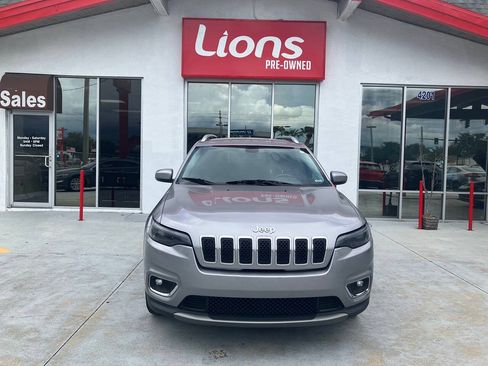 Used 2019 Jeep Cherokee Limited FWD image 33