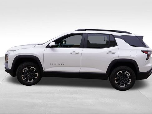 Certified 2025 Chevrolet Equinox ACTIV w/ Safety and Technology Package image 9