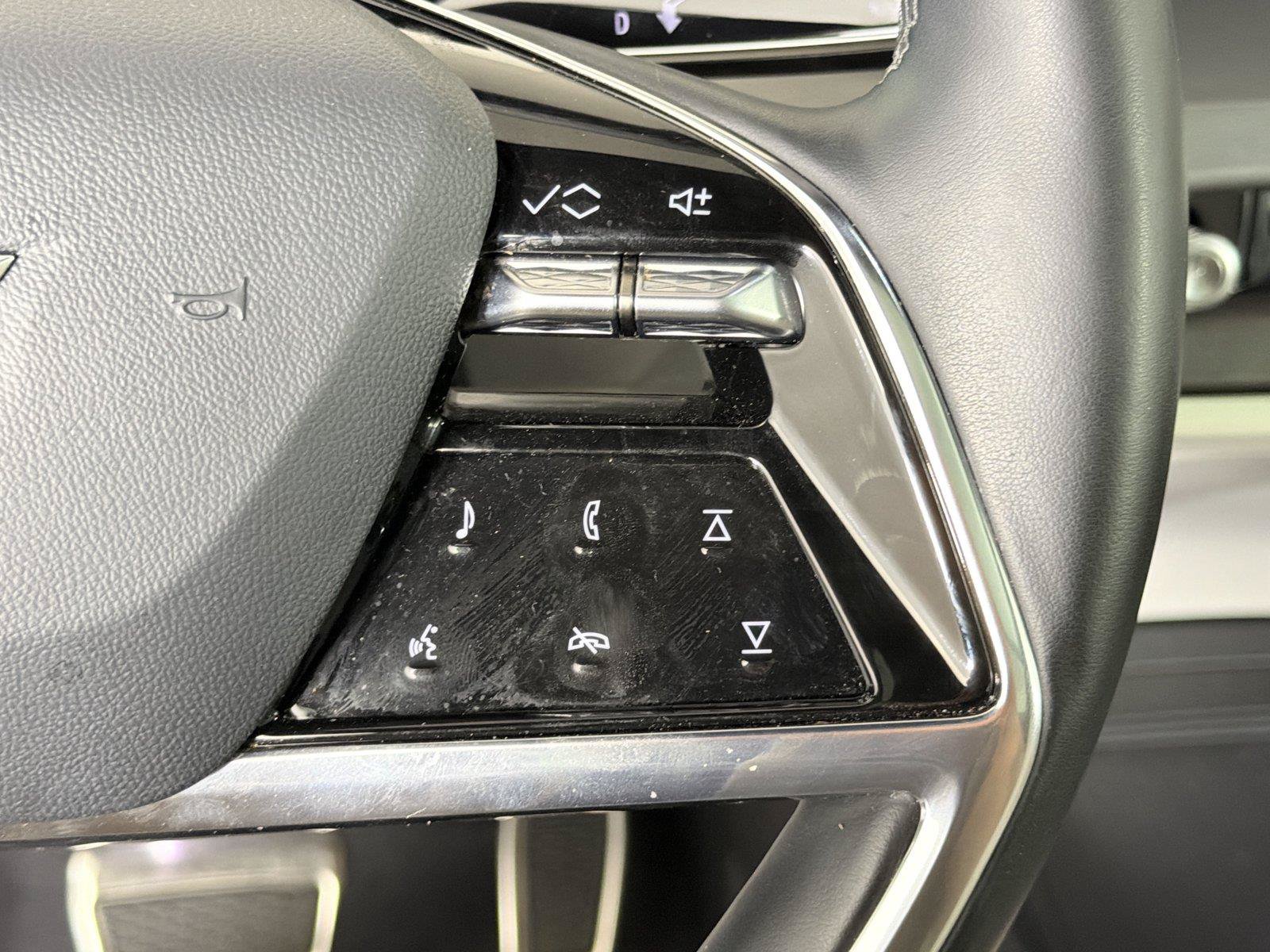 Certified 2026 Cadillac Vistiq Sport AWD/4WD image 27