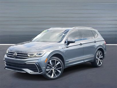 Used 2022 Volkswagen Tiguan SEL R-Line