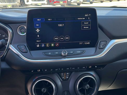 Used 2025 Chevrolet Blazer LT image 20