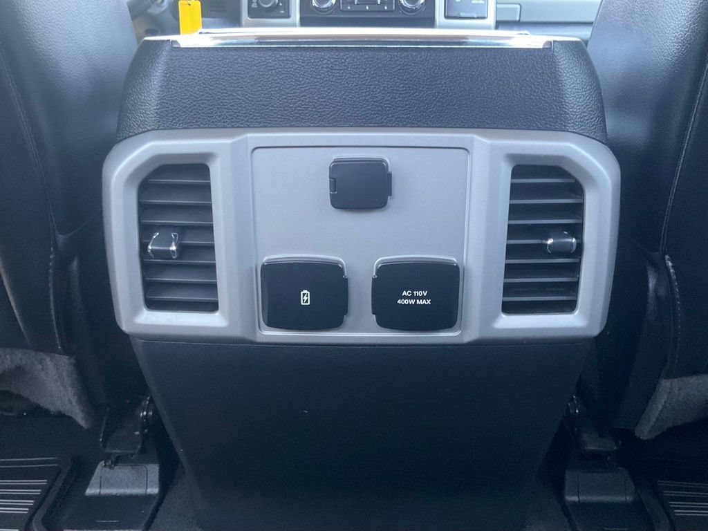 Used 2019 Ford F350 Lariat w/ Lariat Value Package AWD/4WD image 23
