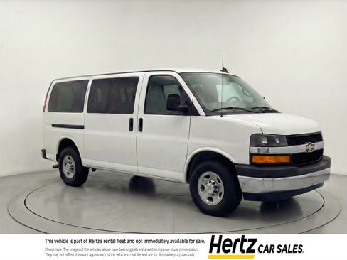 Used 2025 Chevrolet Express 3500 LT w/ LT Preferred Equipment Group image 1