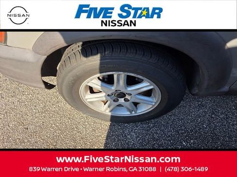 Used 2003 Volvo XC70 AWD/4WD image 4