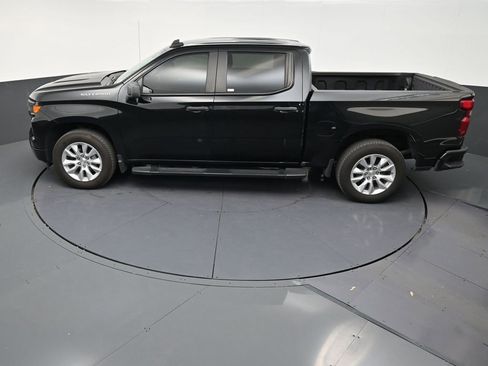 Used 2024 Chevrolet Silverado 1500 Custom RWD image 13