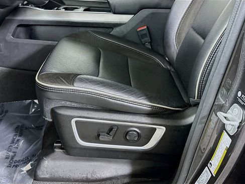 Used 2023 RAM 1500 Laramie AWD/4WD image 27