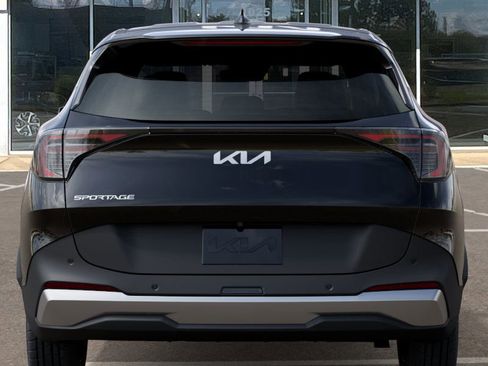 New 2026 Kia Sportage LX image 13
