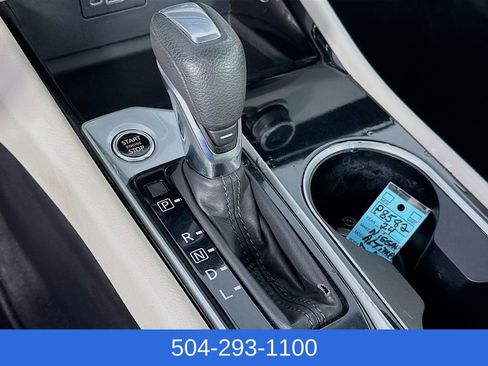Used 2024 Nissan Altima 2.5 SV FWD image 18